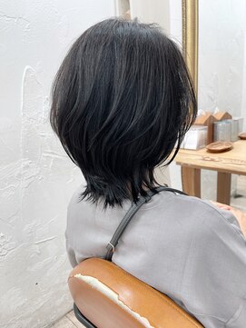 ミッシェル アフロート(michelle afloat) 美顔効果を出すには髪の360°設計の3DCurve技術で。3DCurve Cut