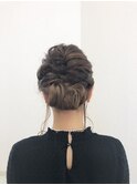 おめかしシニヨン