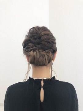 ヘアーメイク クリア(Hair Make Clear) おめかしシニヨン