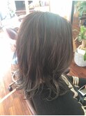 セミロング×アッシュベージュ