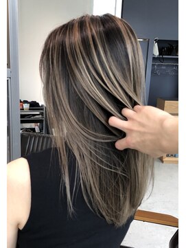 ストゥー(StueW.) 【倉敷】パーソナルバレイヤージュ23