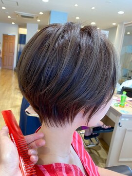 ヘアーアンドスパ フラップス(FLAPS) ショートボブ