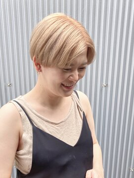 エチカ(ethica) やこうおすすめ！ ハイトーン × ベージュ