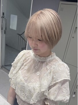 バレ(BALE) ミルクティーベージュ/ハイトーン/滋賀ブリーチ/10代/20代/草津