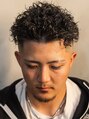 リットインダハウス(LIT INDA HOUSE) 極道パーマのスパイラルパーマを細かく巻いたスタイルになります