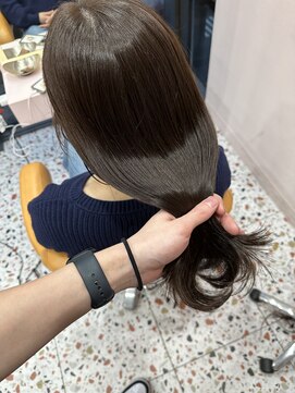 ボタン シブヤ(VOTAN SHIBUYA) 韓国ヘア/艶感カラー/透明感カラー/オリーブグレージュ