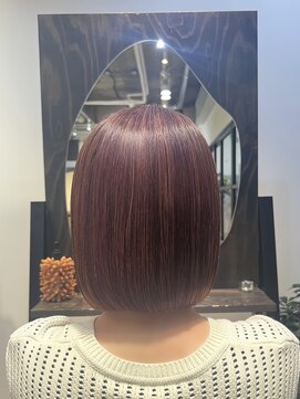 ノーム(norm) 極細ハイライトでつくるピンクベージュ