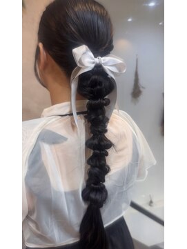 シルク(silk) 結婚式お呼ばれヘア