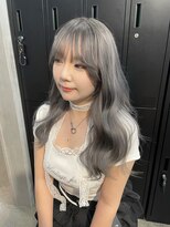 ジーナ(XENA)&nbsp;ホワイトグレージュ　ふわっとグレーカラー