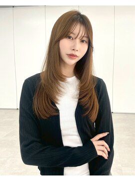 ユーフォリア 新宿店(Euphoria) ★上品アッシュブロンド×大人美人ロングレイヤー