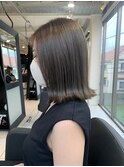 オリーブカラーオリーブベージュボブ寒色カラー甲府美容室透明感