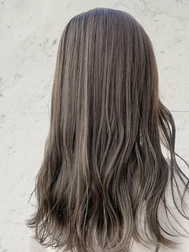 ブルー(BLUE) イメチェン/ホワイトブロンド/外ハネボブ/美髪/仙台