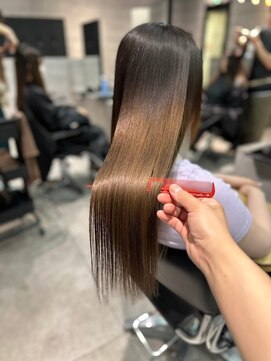 シーク 大森(Seek) カットクオライン縮毛矯正TOKIO