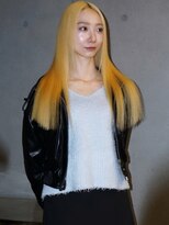 ヴァーディ オモテサンドウ(Vardy omotesando)&nbsp;blonde/ブロンド 抜きっぱなし 金髪 ハイトーンロング