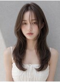 レイヤーカットヘーゼルグレージュ顔まわりカット