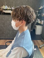 トーン(TONE) ツイストスパイラルパーマ×ハイライト