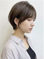 リタ 枚方(Rita) 秋カラーナチュラルショート暗め/大人似合わせカットで垢抜け