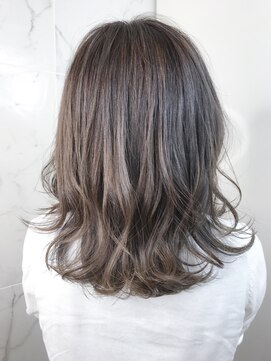 アヴァンスクロス あべのルシアス店(AVANCE.CROSS) 色っぽ ふんわりミディ