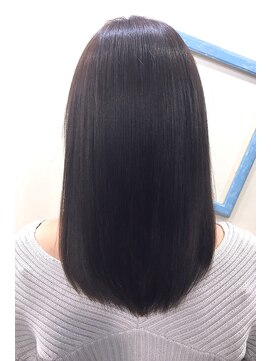 アークスヘアー ラベンダーブラックおすすめ髪質改善さら艶ミディアムストレート