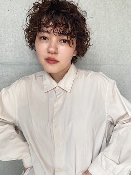 テテ ニコ(tete nico) 【太田彩未】マッシュショート　外国人風くせ毛パーマ