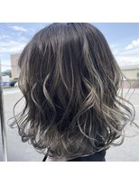ウル(uLu.)&nbsp;【透明感×立体感】ボブ×ハイライトグレージュ☆