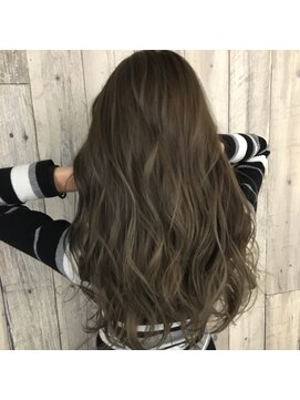 ロータス(Lotus) 柔らかヌーディーグレージュ