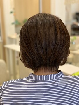 ラポート(Rapport) 前下がりボブ