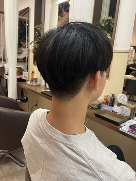 コア フィール ア デイ(COIFFURE A DAY) 《見附 今町》