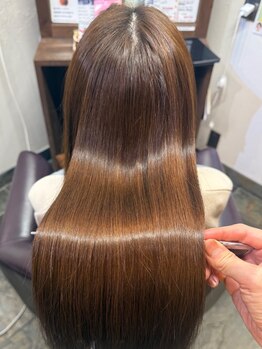 リゾナビューティーパーク (Rezona Beauty Park)の写真/【HPB AWARD 2024 BEST SALON 注目サロン選出】ダメージを軽減★毛先まで自然な、艶のある仕上がりに！