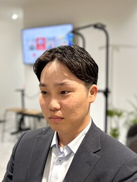 ザ マイルドクラブ(THE MILD CLUB) ツーブロック ニュアンスパーマ