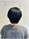 【デザインハイライト】ブルー×丸みショート