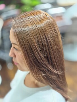 クロス(cRoss) 艶髪ベージュ