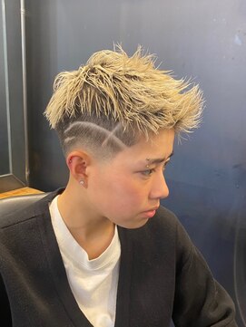 ビンゴ 高松店(BINGO) 1337ホワイトブロンドバリカンアートスキンフェード高松バーバー