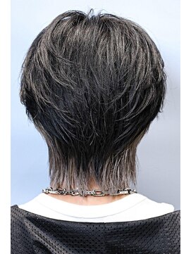 リップス 二子玉川店 (LIPPS) ホワイトバングウルフ