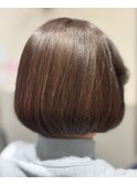 襟足の内側を整えて、乾かすだけでまとまる楽ちんスタイル