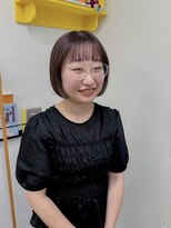 髪と自然&nbsp;ツヤ感ブラウン × レイヤーボブ