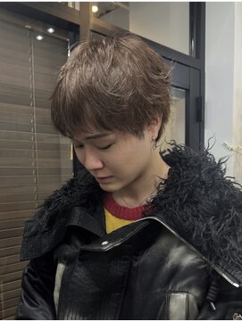 ヌープヘアーアイス(NUUP.hair ici) 爽やかダウンバング×ブリーチなしカラー◎スパイキーショート