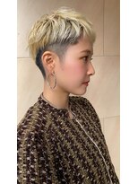 フラミューム 恵比寿(flammeum)&nbsp;ミヤザキスタイル　オン眉ピクシーショート