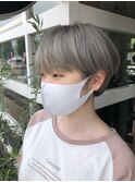 ハイトーンシルバー×マッシュショート