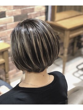 ホワイト 伊勢崎(WHITE) 他店失敗カラーからリペア☆外国人風コントラストハイライト☆