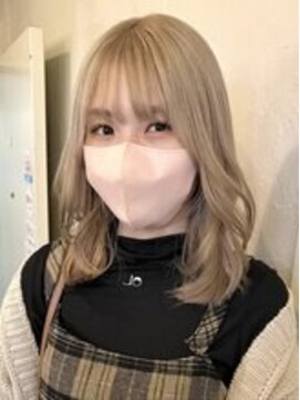 ヒート バイ アンカットラウンジ 渋谷(HEAT by UNCUT&LOUNGE) ミルクティーページュ/ミルクティーカラー/ケアブリーチ［渋谷］