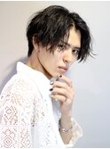 セクシーミディアムセンターパート