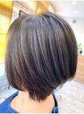 前下がりショートボブ
