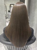 シティ(CITY)&nbsp;オリーブベージュ×レイヤーカット×髪質改善tr 【CHICA】