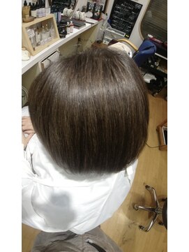 しもやま美容室 ベージュ/白髪ぼかし/美髪カラー/髪質改善トリートメント