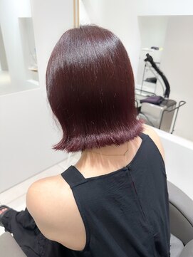 エデュコスゥリール(educo per sourile) 切りっぱなしボブ×チェリーピンク 【自由が丘 奥沢 学割U24】