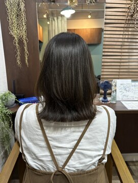 ルアン(Luan) オリーブアッシュ