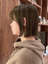 ビュートリアム265(BEAUTRIUM 265) 大人切りっぱなしボブ/ミニボブ/オリーブカラー/20代30代