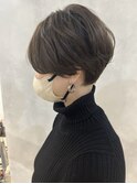 流行りのカラー 流行りのカット レイヤーカット ブルーブラック