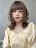 △ミディアムレイヤーカットウルフカットミルクティーベージュ